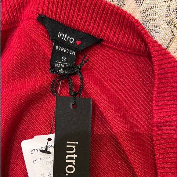 Intro, sweater, long knit top, stretch top, full sleeves, soft comfy knit. New - Picture 4 of 6